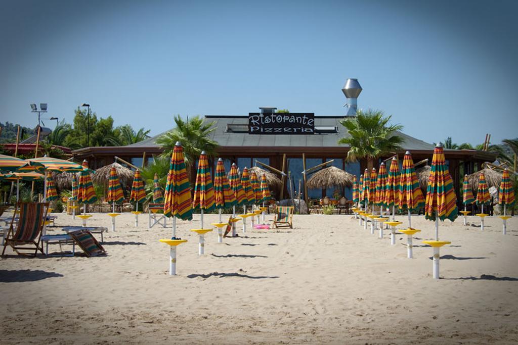 Oasi Beach Hotel Vieste Extérieur photo